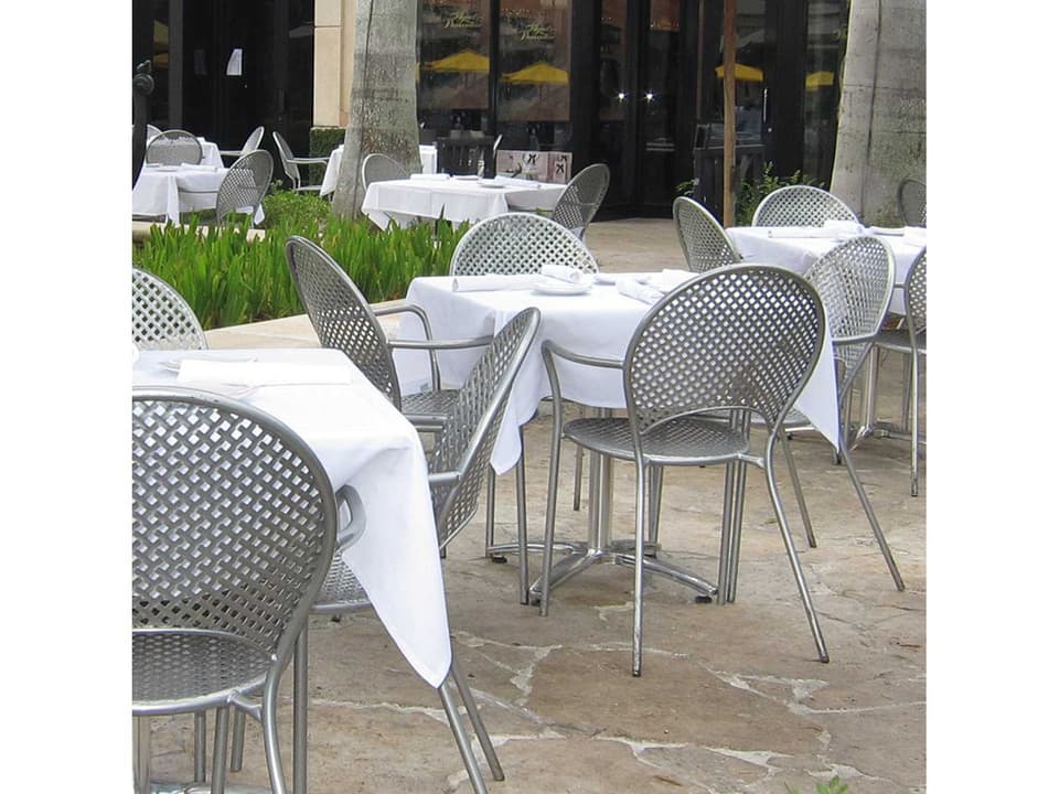 Sole Steel Outdoor Patio Dining Set