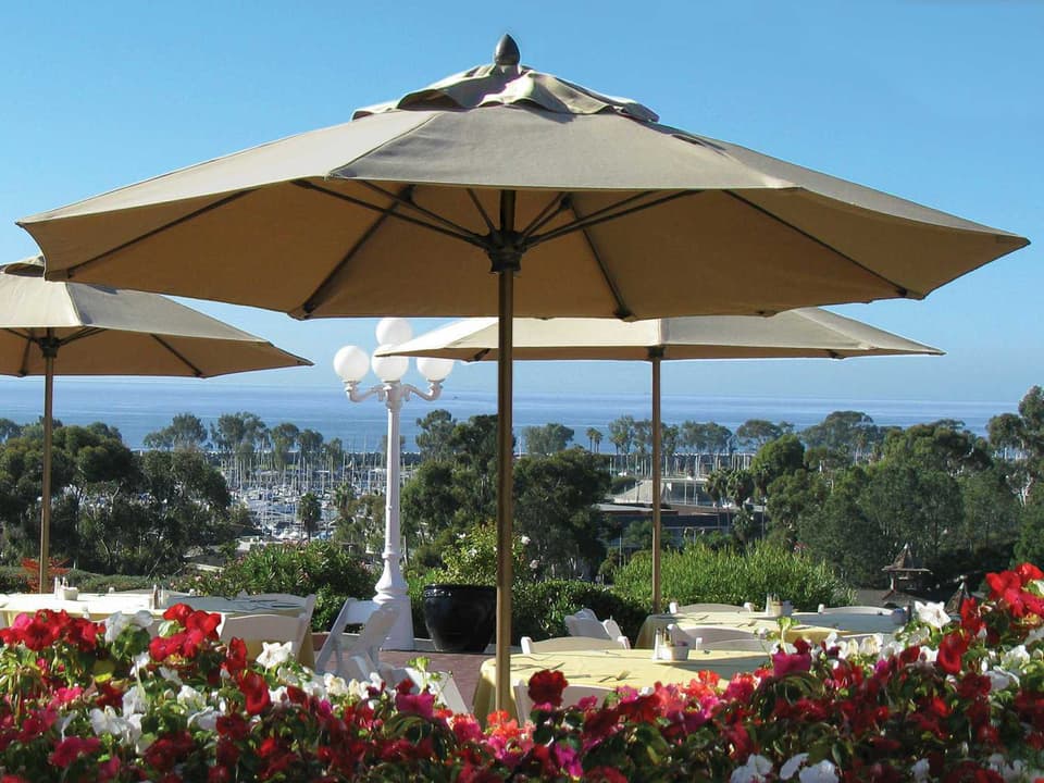 Fiberbuilt Market 9 Foot Octagon Aluminum Patio Umbrella
