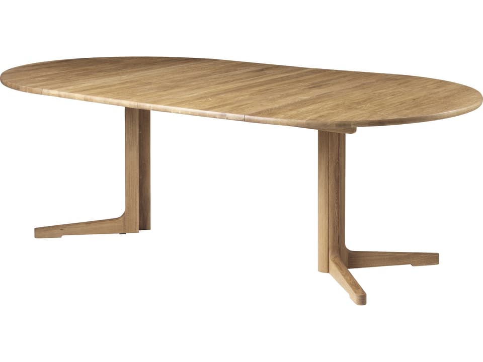 Ry Oval Wood Dining Table
