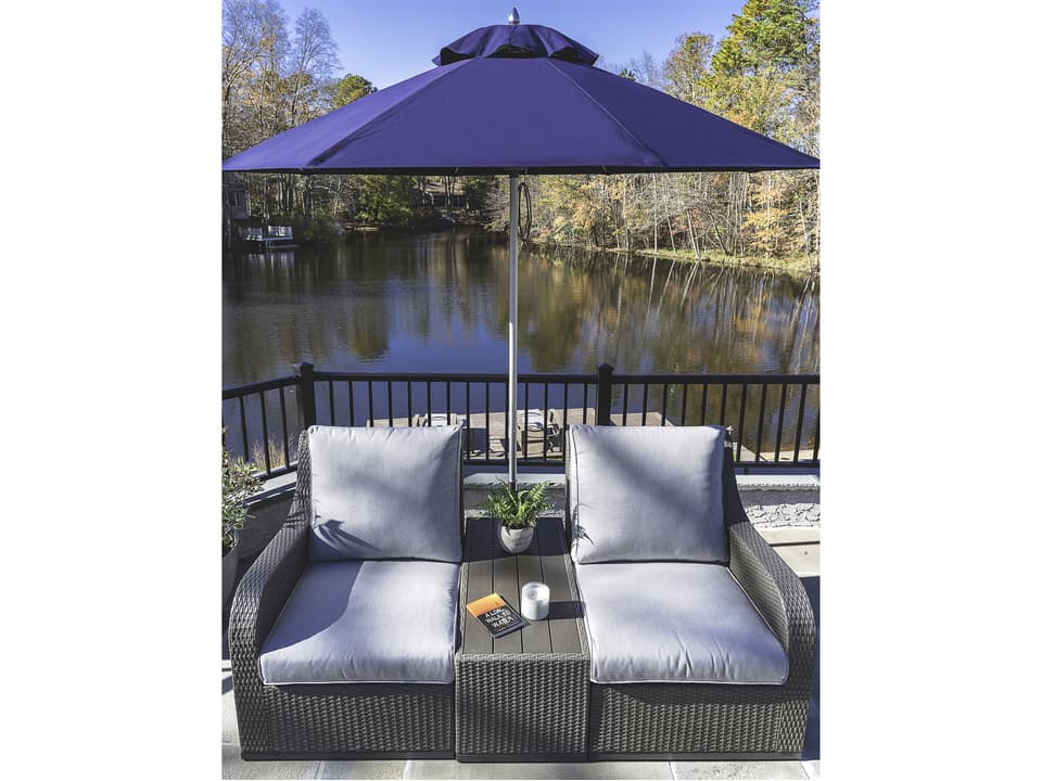 Monterey 9-Foot Octagon Pulley Lift Outdoor Umbrella