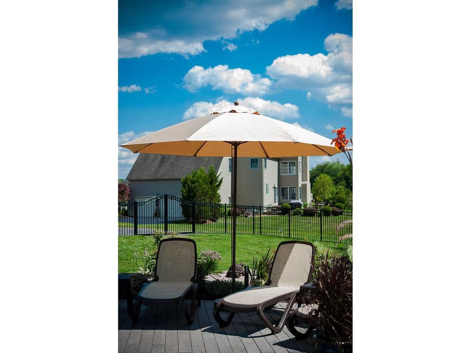 Monterey 11 Foot Octagon Crank Lift Market Umbrella