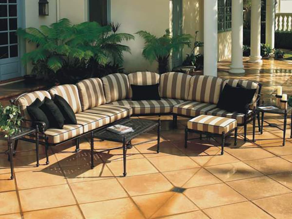 Grand Terrace Cushion Cast Aluminum Outdoor Patio Lounge Set