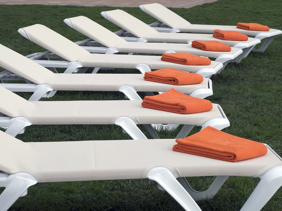 Sling Seating