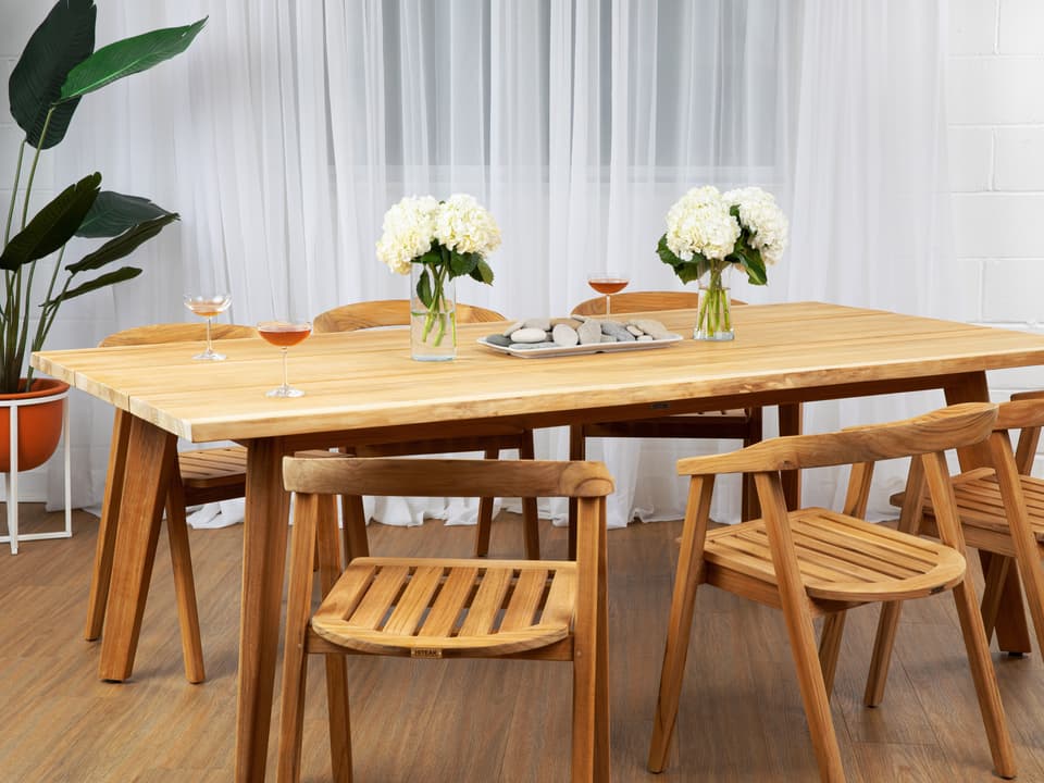 La Costa Wood Teak Dining Set