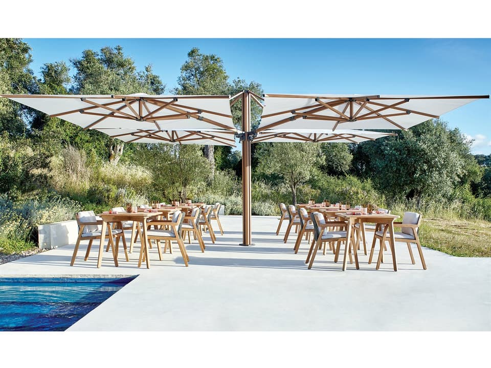 Caractere Quad Sidepost Umbrella with Two Canopies