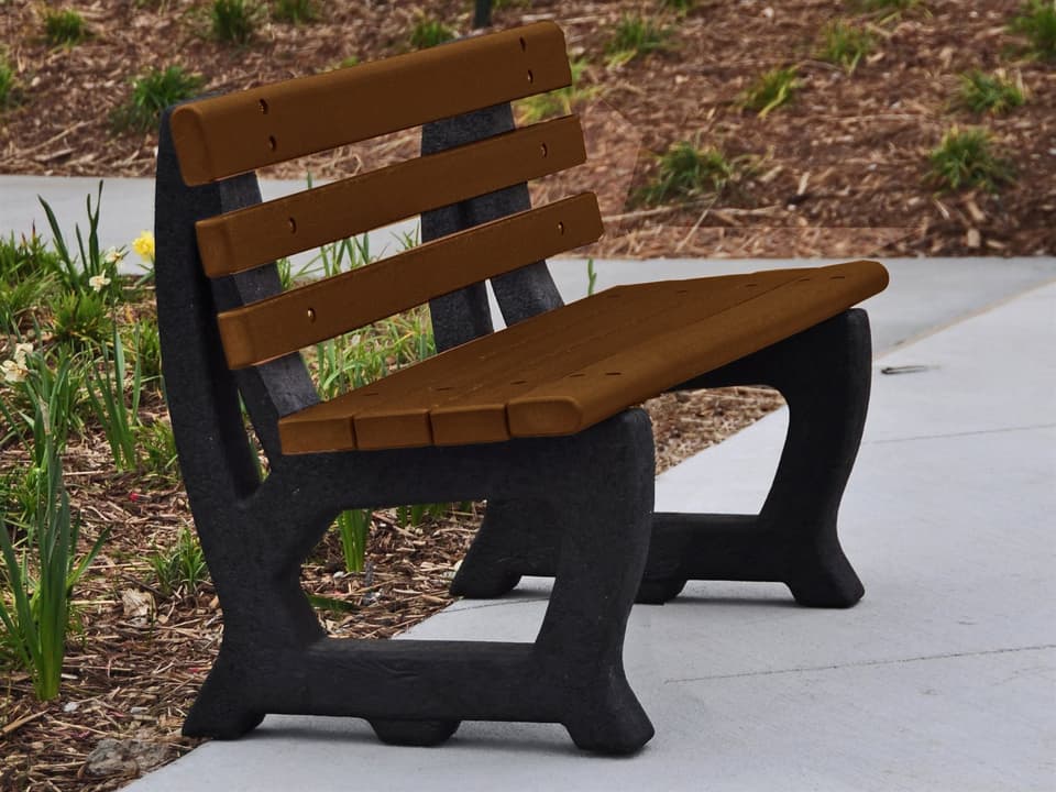 Brooklyn Recycled Plastic 4-Foot Outdoor Bench