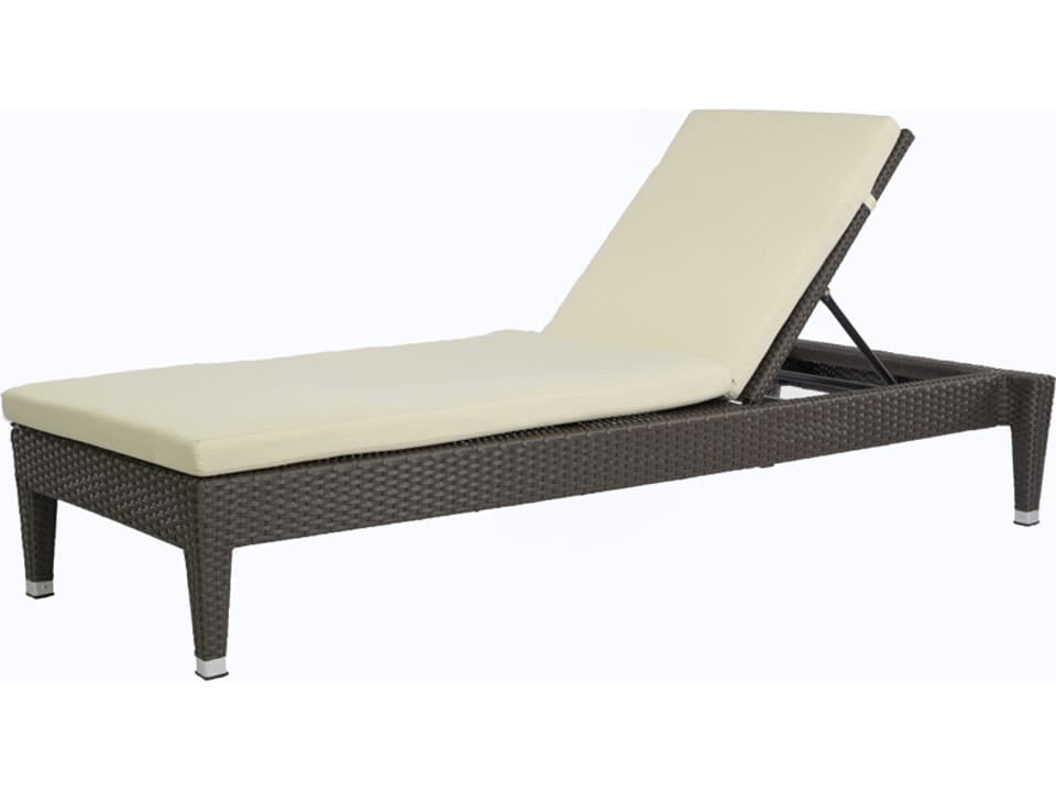Fidji HDPE Wicker Adjustable Chaise Lounge in Brown