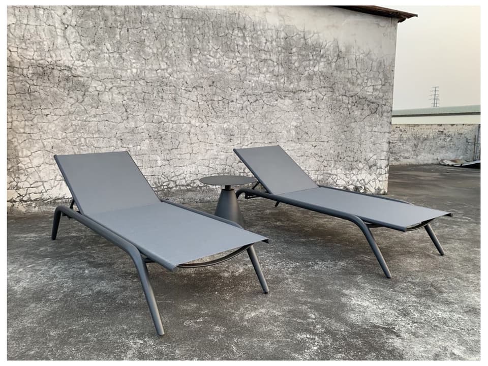 Alia Sling Aluminum Chaise Lounge in Charcoal