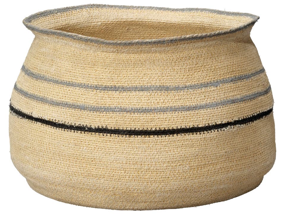 Co. Caterpillar Handwoven Natural Seagrass Decorative Basket