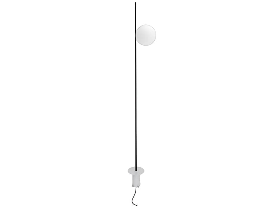 Atmosphere 1-Light Outdoor Floor Lamp in Matte Black