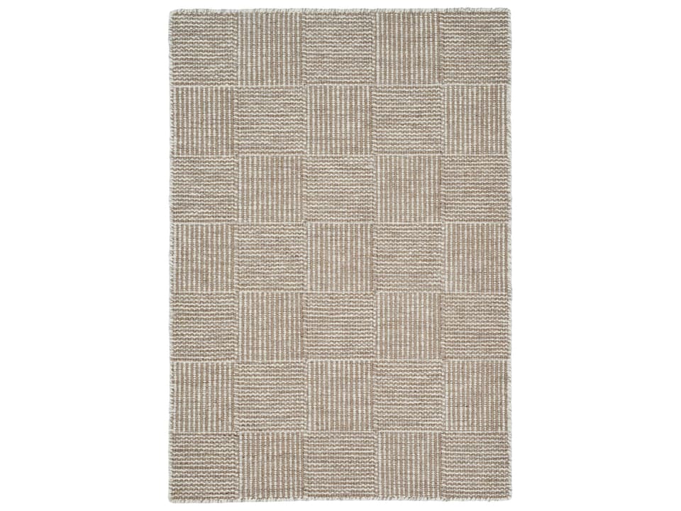 Chess Hand-Woven Geometric Area Rug in Light Grey