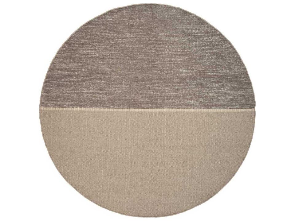 Magnetize Round Hand-woven Area Rug in Earth