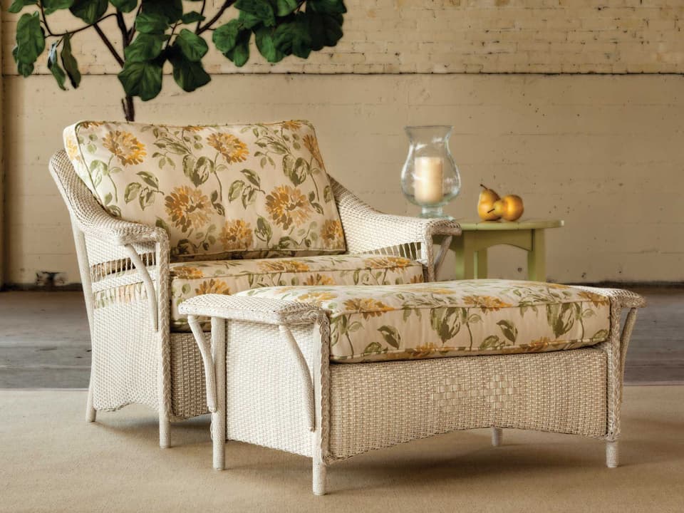 Nantucket Wicker Outdoor Patio Lounge Set