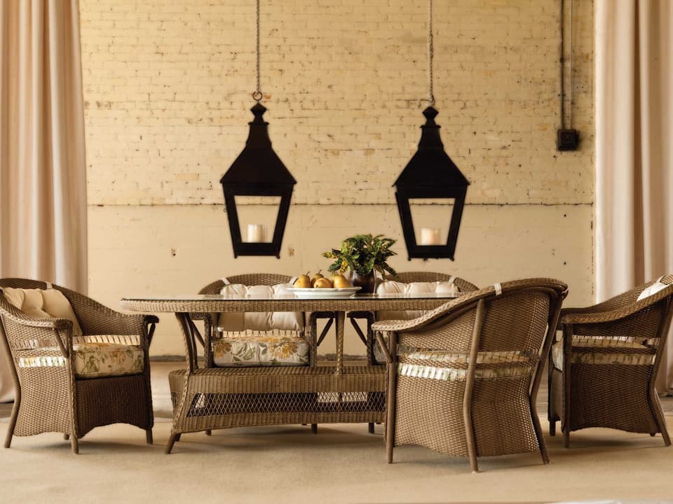 Nantucket Wicker Outdoor Dining Set