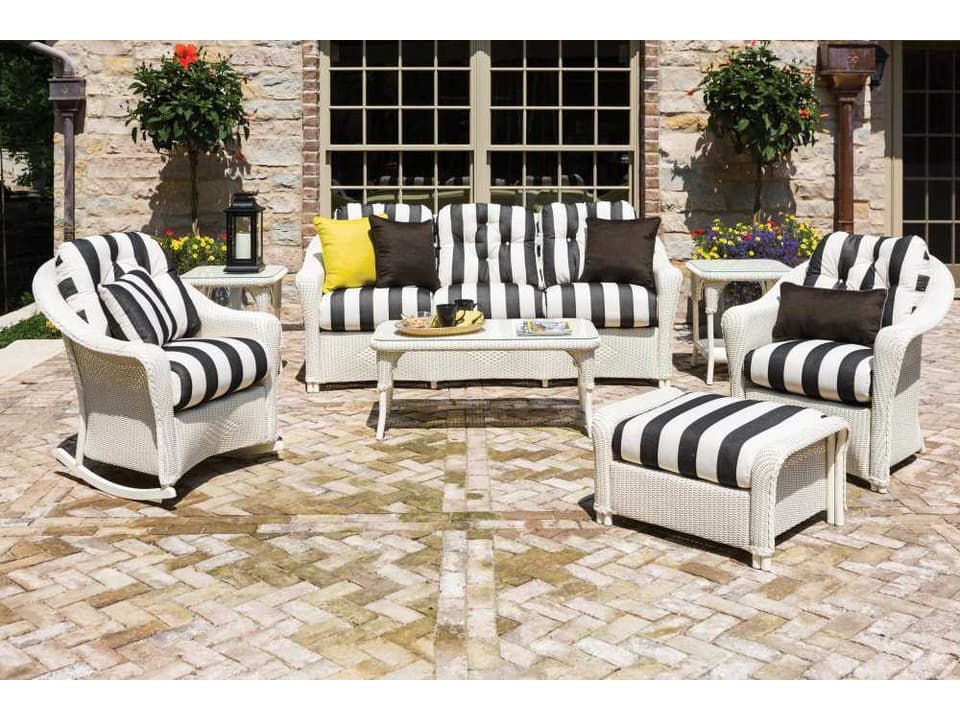 Reflections Wicker Outdoor Lounge Set