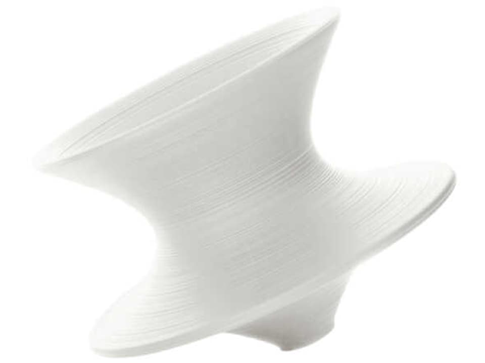 Magis Spun Rotating Lounge Chair in White