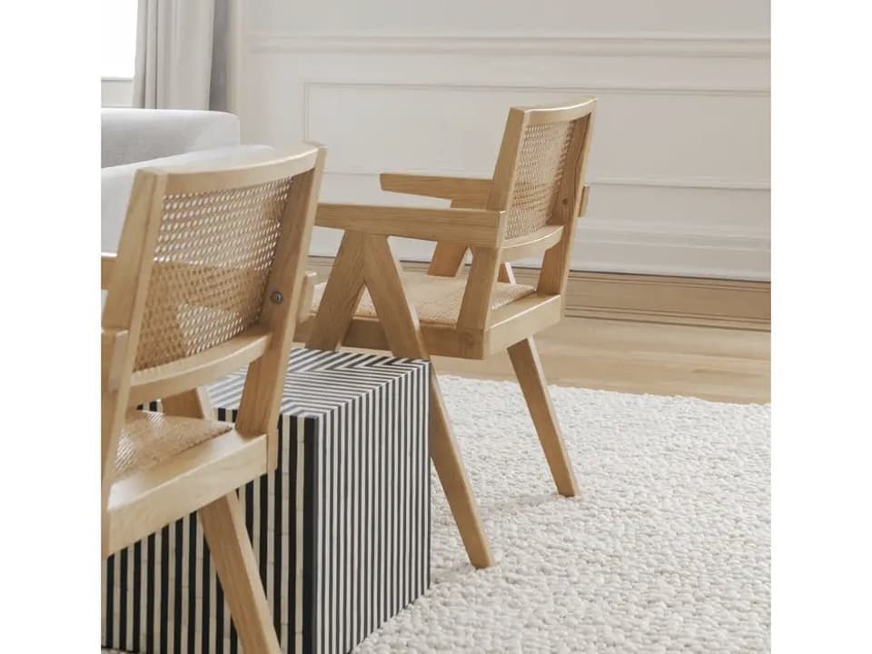 Takashi Living Room Set