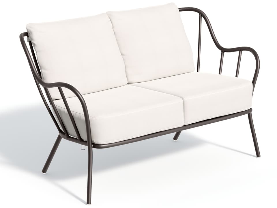 Outdoor Loveseats