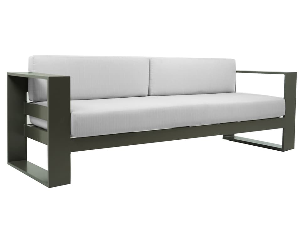 Hampton Outdoor Sofa with Sunbrella Cushions