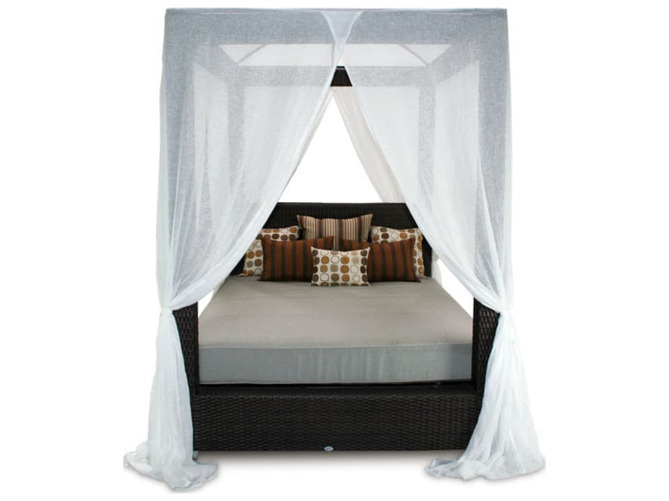Signature Queen Outdoor Canopy Bed