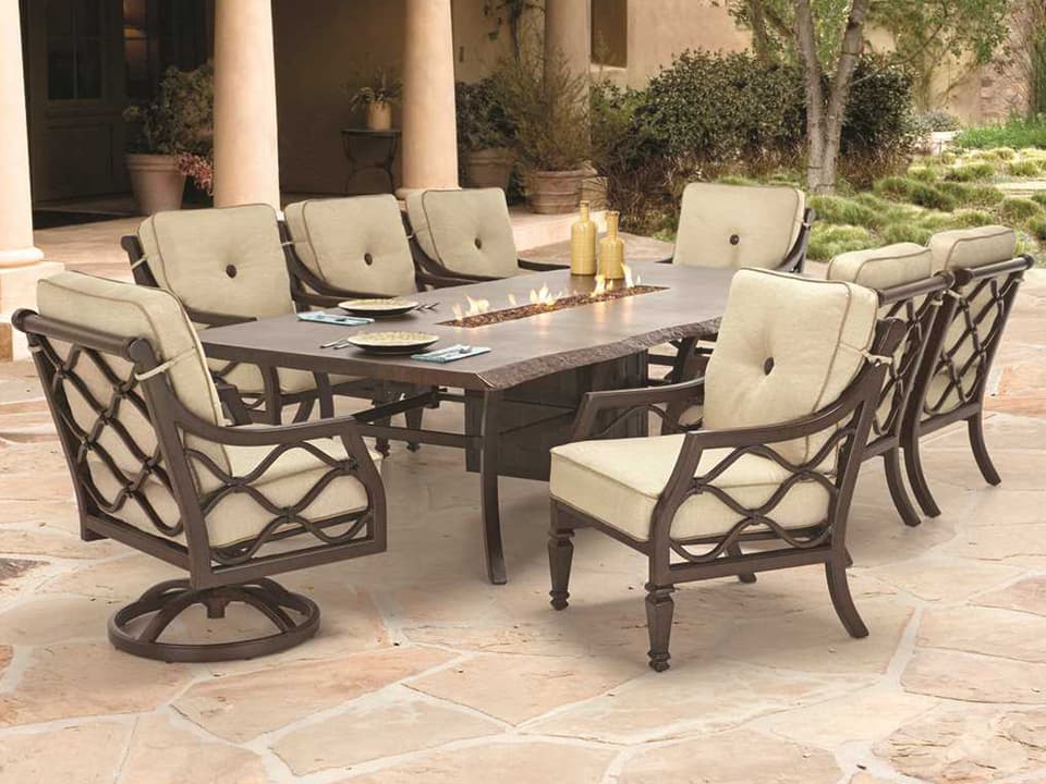 Villa Bianca Cushion Dining
