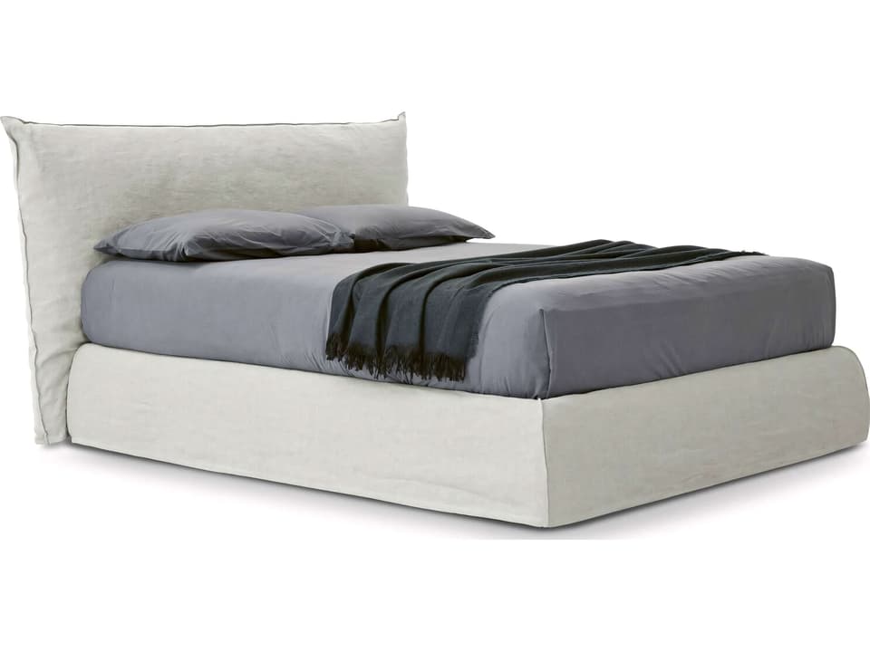Piumotto Queen Upholstered Platform Bed in Gray Fabric