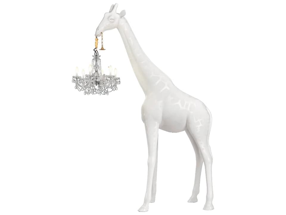 Giraffe In Love M 6-Light Outdoor Floor Light in White
