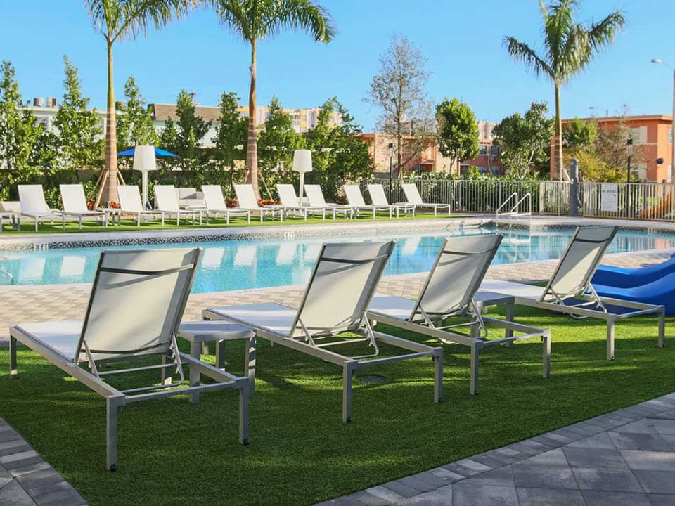Decoscape Fusion Aluminum Sling Lounge Set