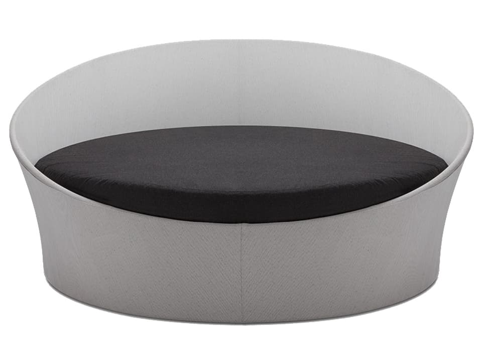 Cosmo Outdoor Daybed in Powder-Coated Aluminum and Weather-Resistant Fabric