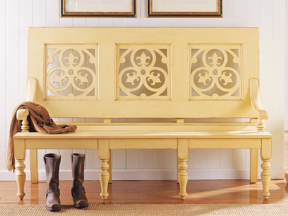 Siullican Island Accent Bench