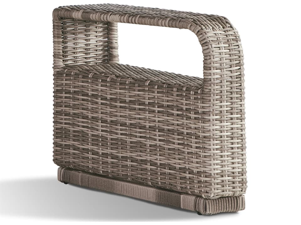 Luna Cove Wicker Pie End Table in Smoke