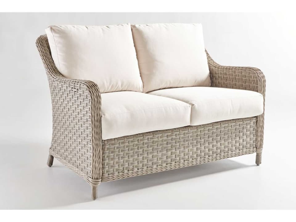 Mayfair Outdoor Wicker Loveseat in Pebble Finish
