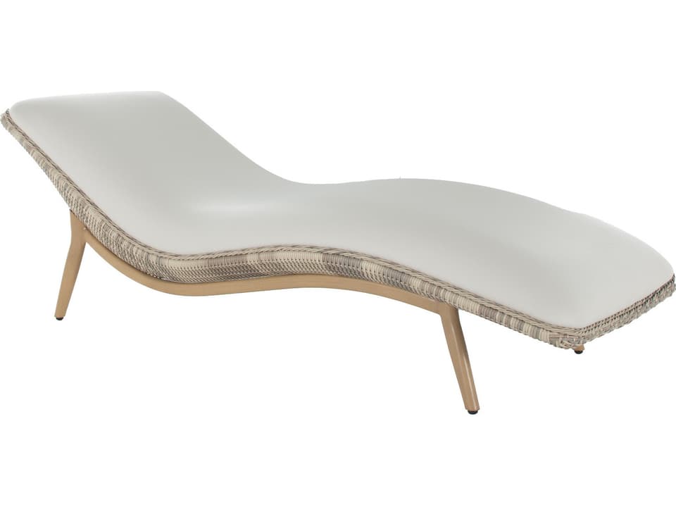 Palma N-Dura Wicker Chaise Lounge in Natural Linen