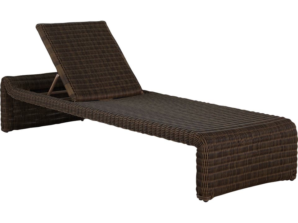 Como Raffia Wicker Chaise Lounge