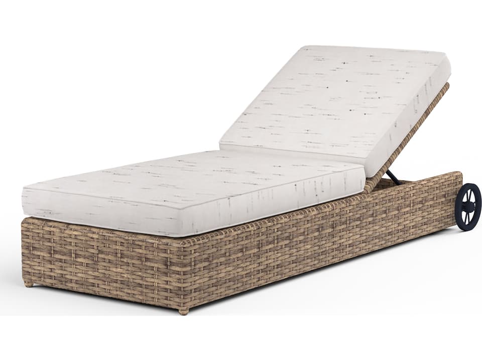 Havana Wicker Adjustable Chaise Lounge