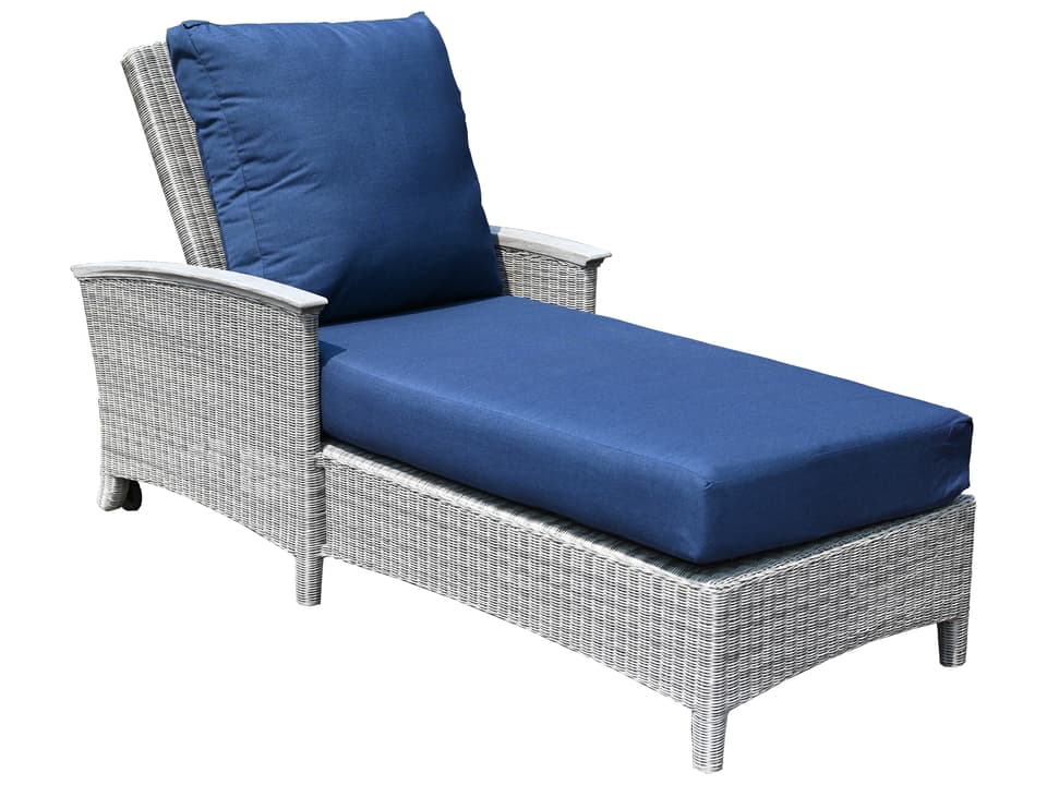 Bella Wicker Outdoor Chaise Lounger