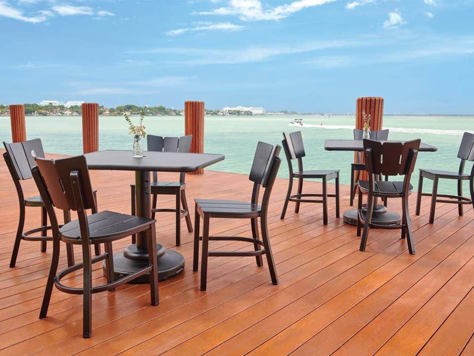 Avant MGP Aluminum Dining Set