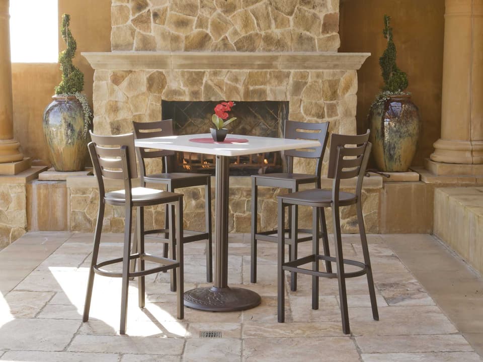 Avant Recycled Plastic Bar Set