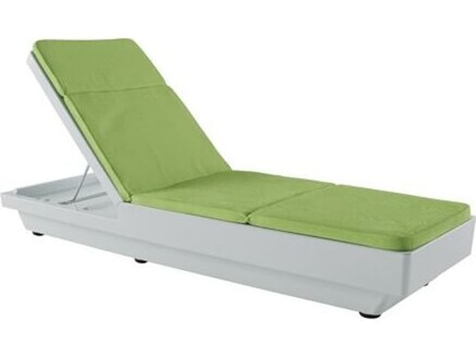 Curve Armless Chaise Lounge in Marine Grade Polymer