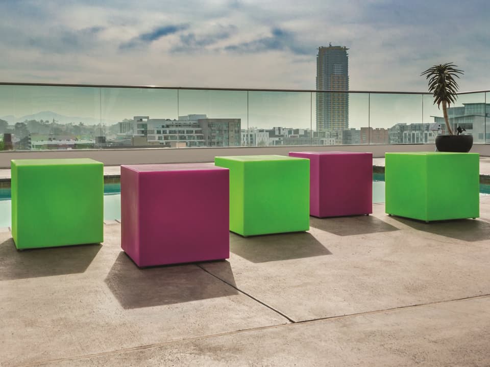 Curve Resin Outdoor Lounge Set