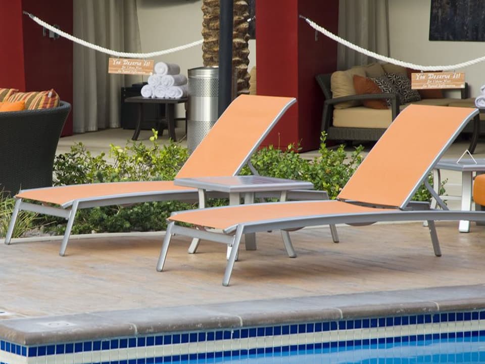 Elance Relaxed Sling Aluminum Outdoor Lounge Set