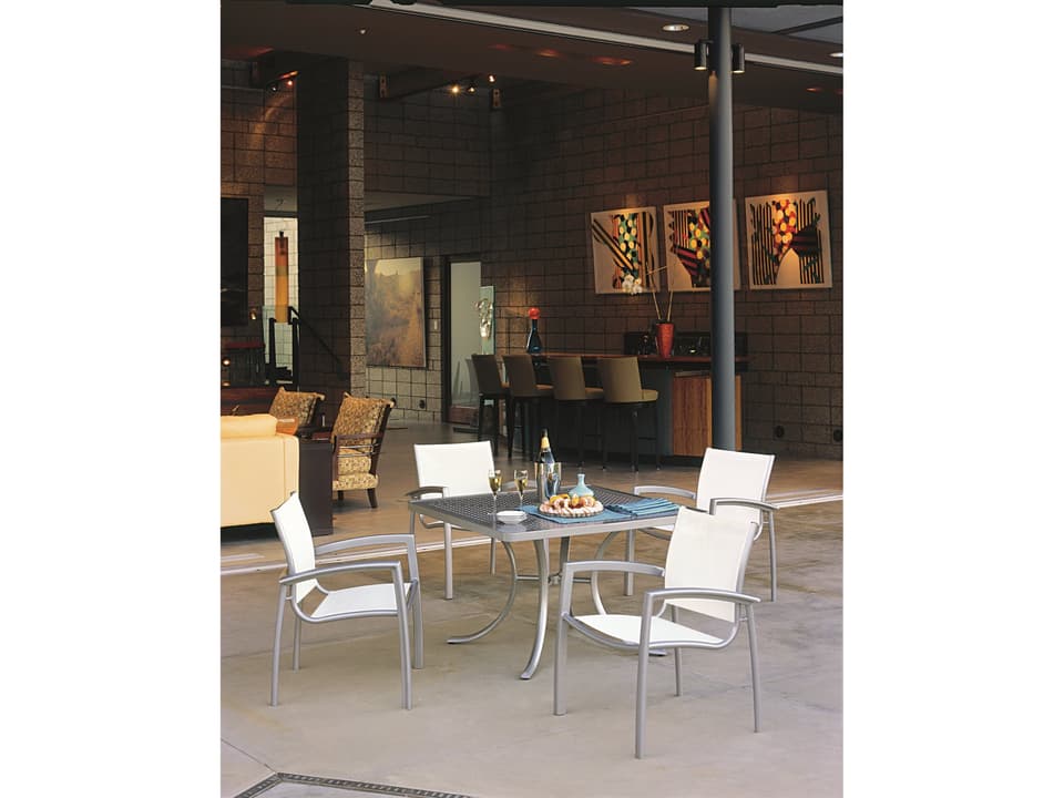 South Beach Relaxed Sling Aluminum Dining Set