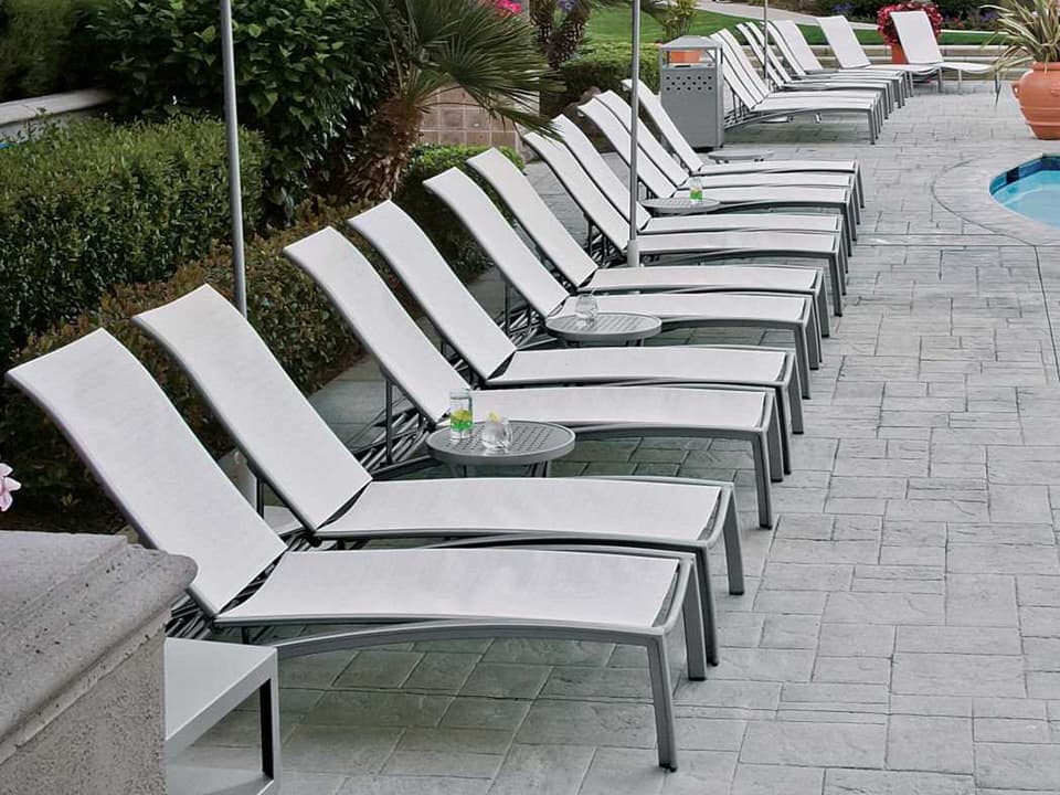 South Beach Relaxed Sling Aluminum Patio Lounge Set