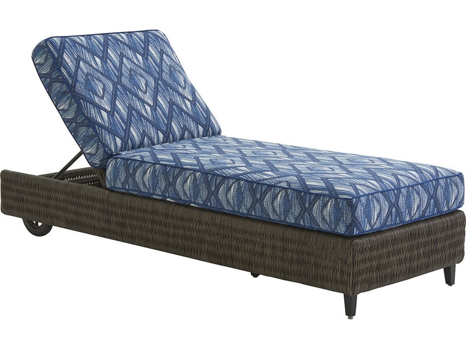 Cypress Point Ocean Terrace Wicker Chaise Lounge in Aged Iron