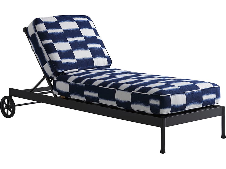 Pavlova Adjustable Aluminum Chaise Lounge in Graphite