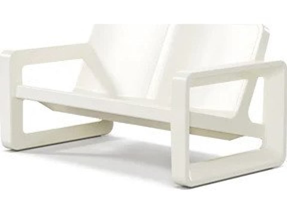 Deck Ivory Resin Loveseat