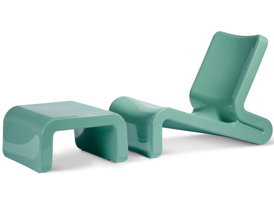 Line Marine Grade Polyethylene Lounge Set