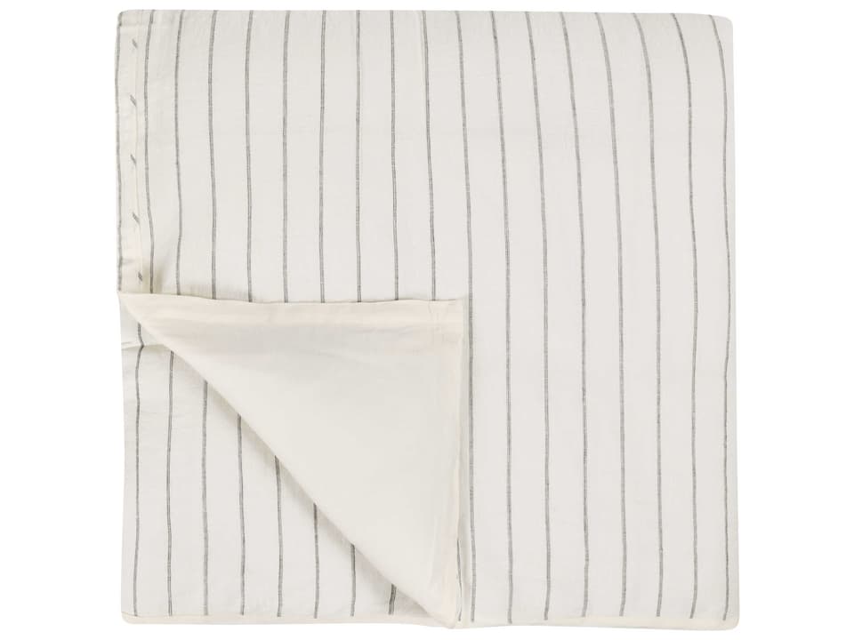 Bari Velvet Quilt Hand-Stitched Layering Bedding