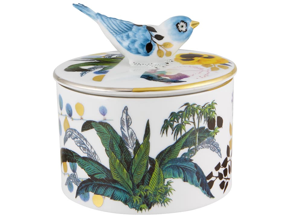 Paço Real Porcelain Decorative Box in White with 24K Gold Detail