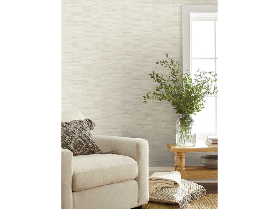 Magnolia Open Sheet Off White Reserve Wallpaper